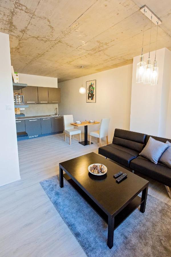 Exclusive Penzion Viva Residence Mladá Boleslav Kültér fotó